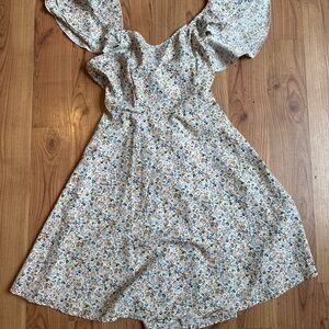 Floral Puff Sleeve Dress